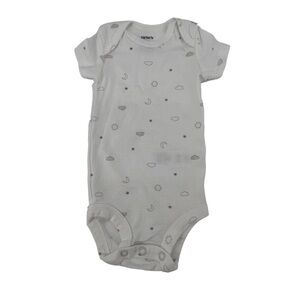 Carter's Newborn White Gray Short Sleeve Sun Star Moon Cloud Print Bodysuit